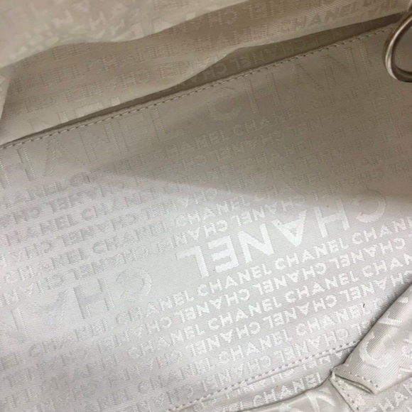 Chanel Green Caviar Leather Square Quilted LAX Bowler Bag - Picture 7 of 12